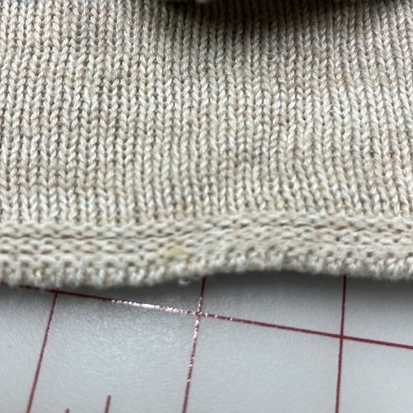 NIC + ZOE Red/Navy Dot/Heart V-Neck Cottage Valentine Boho Office Tan Sweater M - Picture 6 of 15